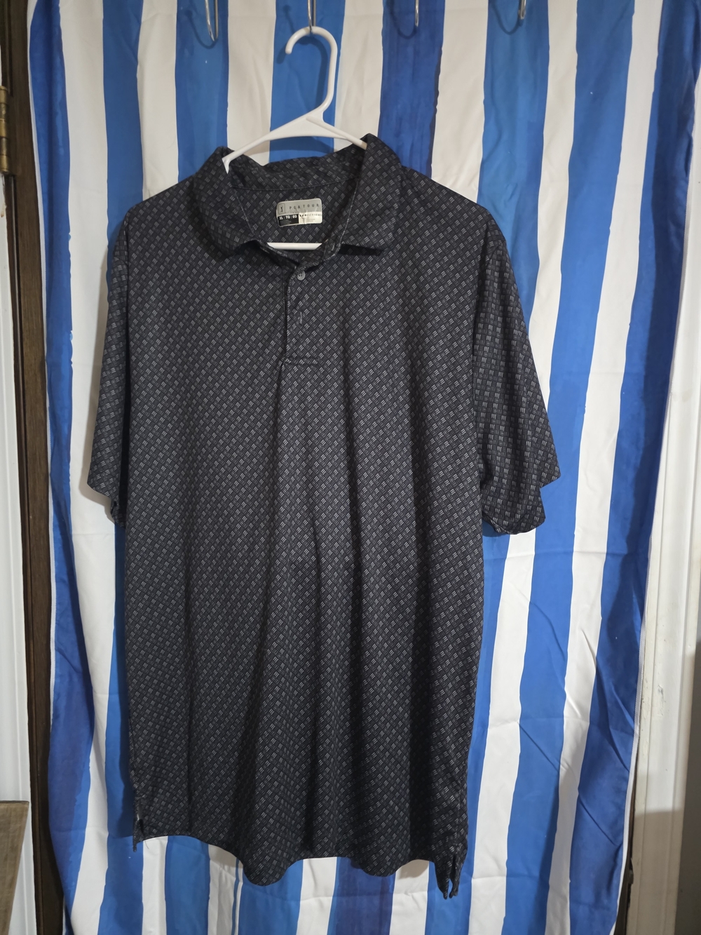 Van Heusen Men’s Black Geometric Short-Sleeve Polo